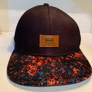 Vans snapback never worn